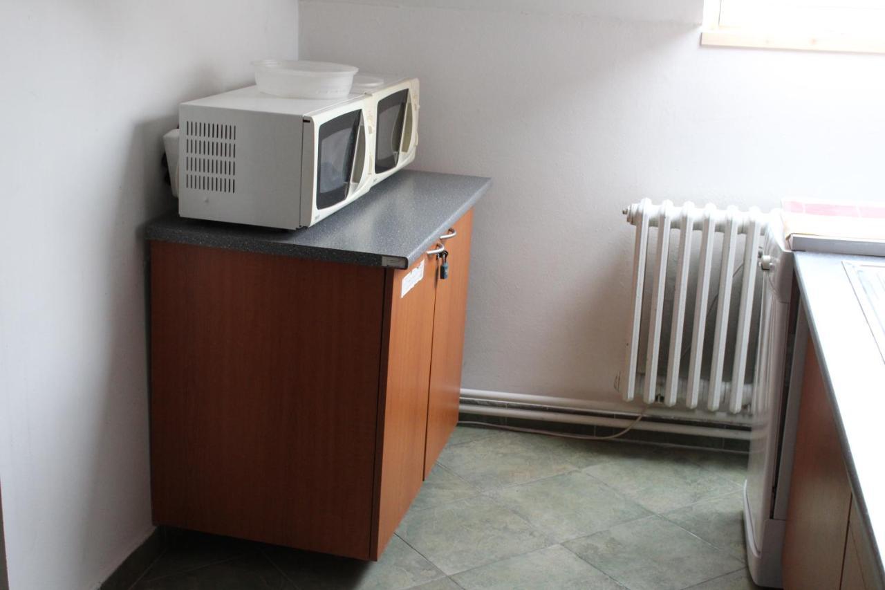 Ubytovani Na Spejcharu, Zelevcice Slaný Zewnętrze zdjęcie