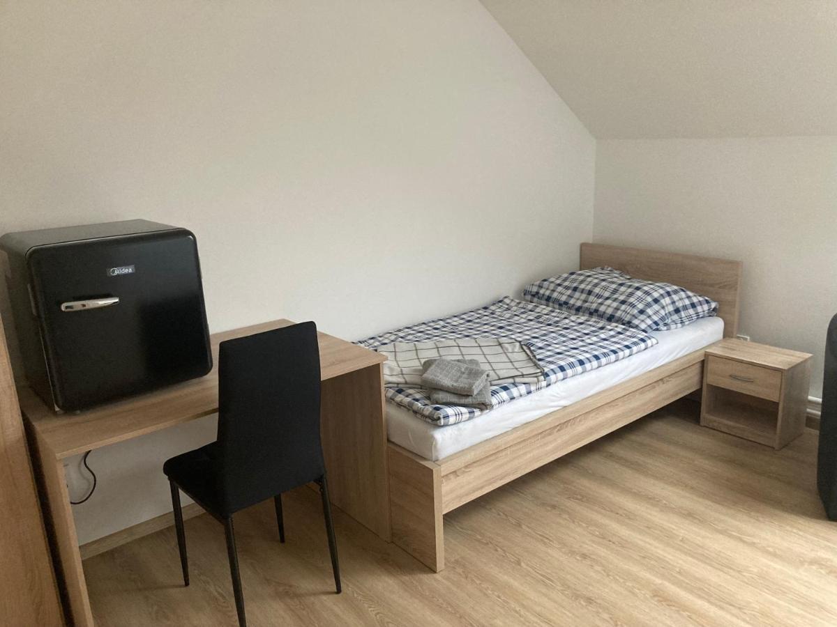 Ubytovani Na Spejcharu, Zelevcice Slaný Zewnętrze zdjęcie